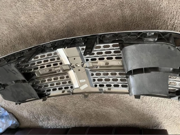 Used Front Grill for Ram 1500 2009-2018 for Sale