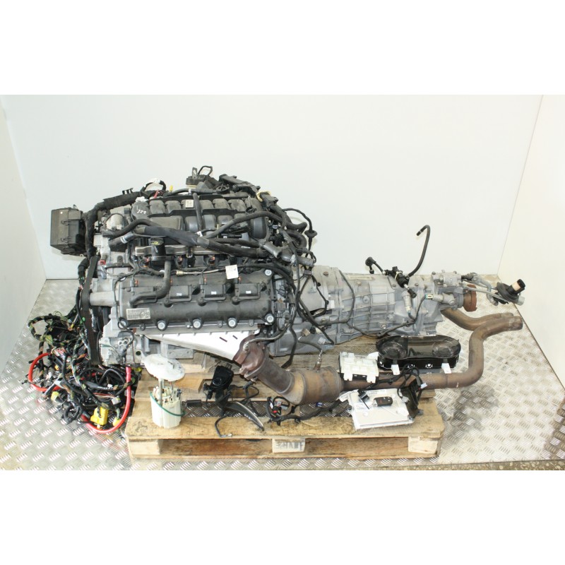 5.7 Dodge RAM Hemi Engine with Manual Transmission