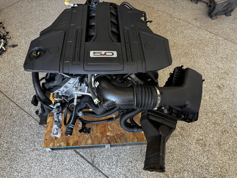 Mustang 5.0 Coyote Gen 3 Engine Drivetrain 10R80 Automatic Auto 34k Miles - Image 5